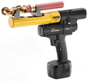 Аккумуляторный аксиальный пресс REMS Акс-Пресс 25 L