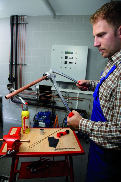 Расширитель для труб экспандер в действии