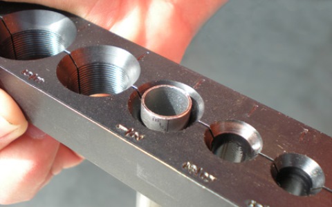 Развальцовка трубы процесс