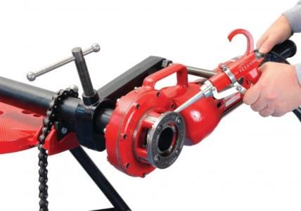 Резьбонарезной инструмент для стальных труб