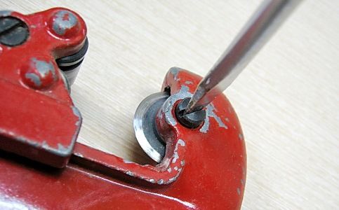 Труборез для стальных труб